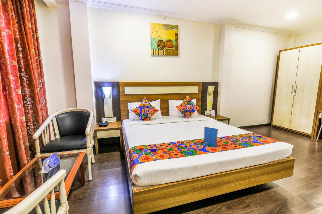 Fabhotel Royal Star Chennai Exterior photo